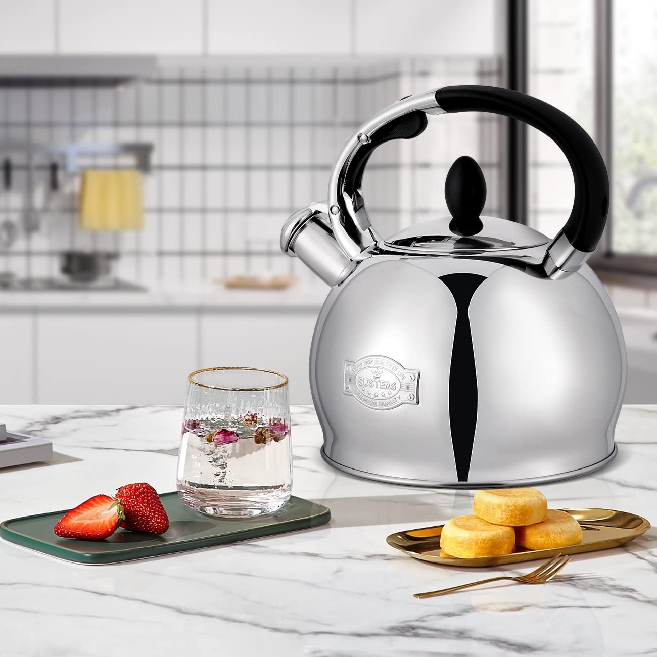 Stovetop Whistling Tea Kettle for Gas & Induction 2.64QT